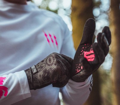 Muc-Off Lightweight Mesh Rider Gloves